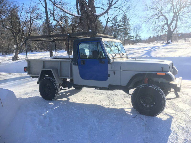 Illustration for article titled At $9,000, Could This 1994 Jeep Wrangler Diesel Pickup Have You Saying ‘Take My Money?’